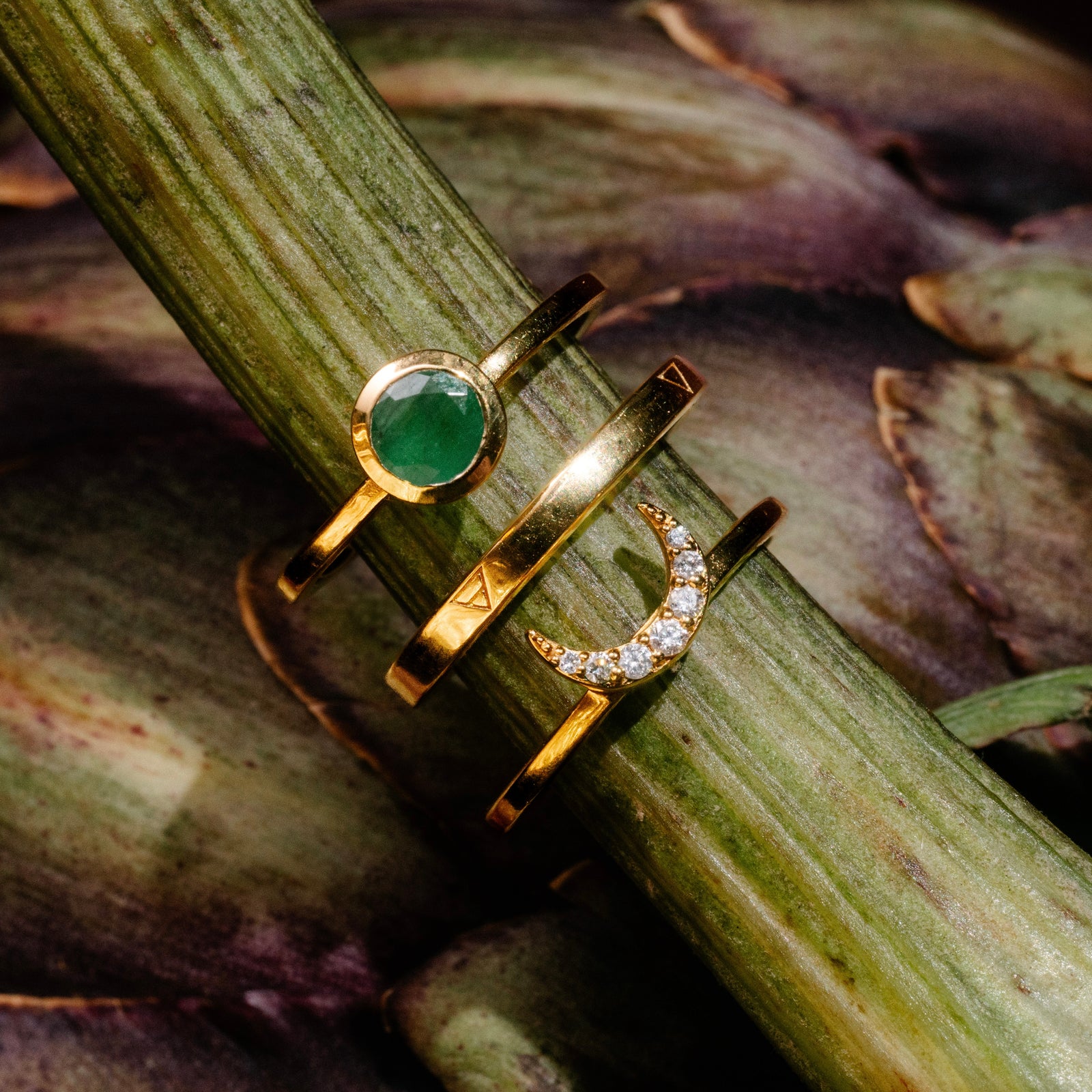 Eclipse Fine Stack Emerald Solid Gold