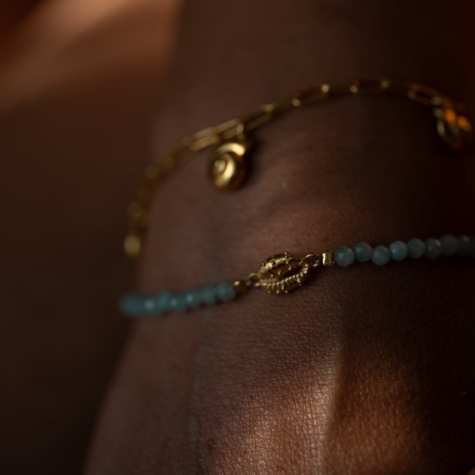 Aphrodite Mini Amazonite Bracelet Gold