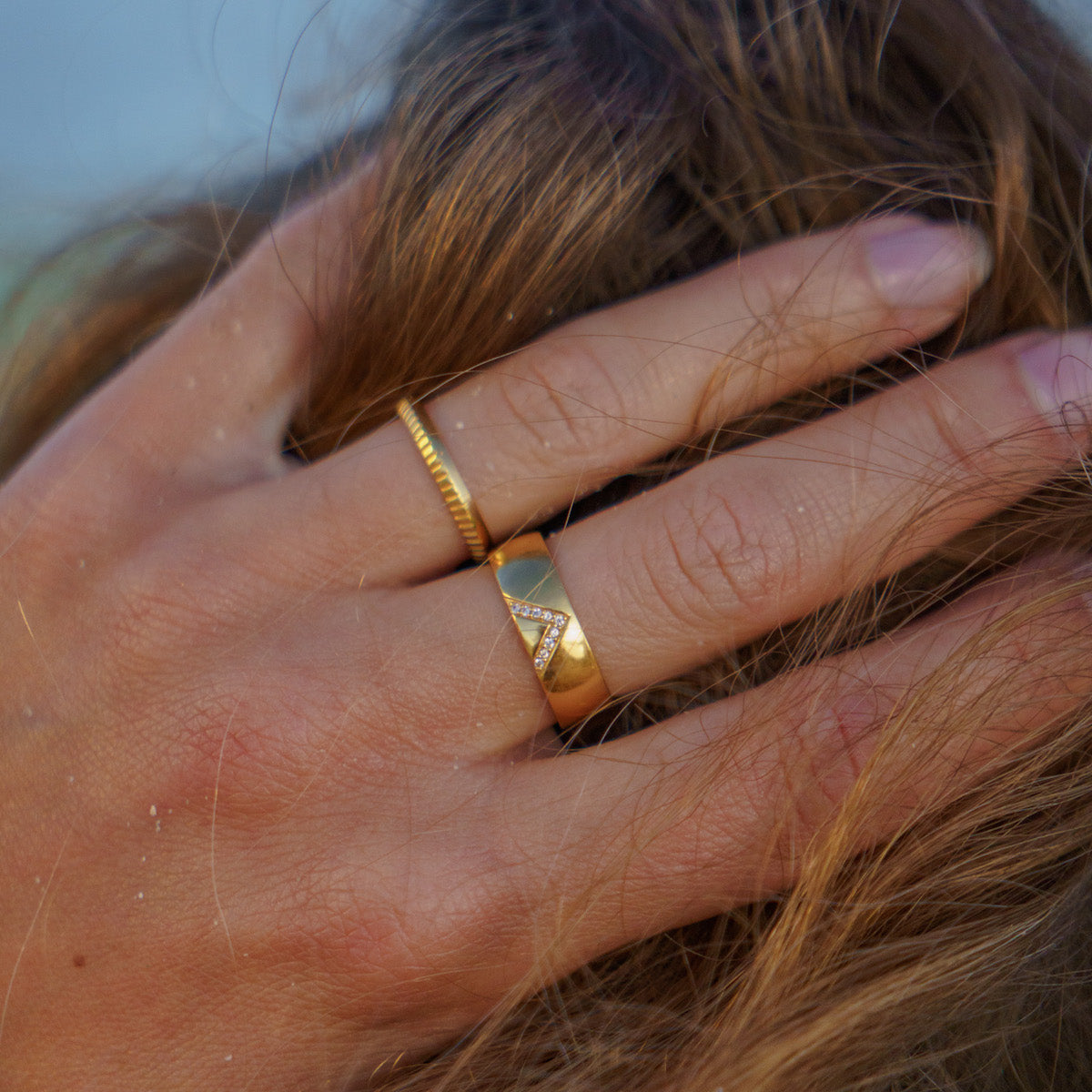 Knife Edge Engraved Ring Solid Gold