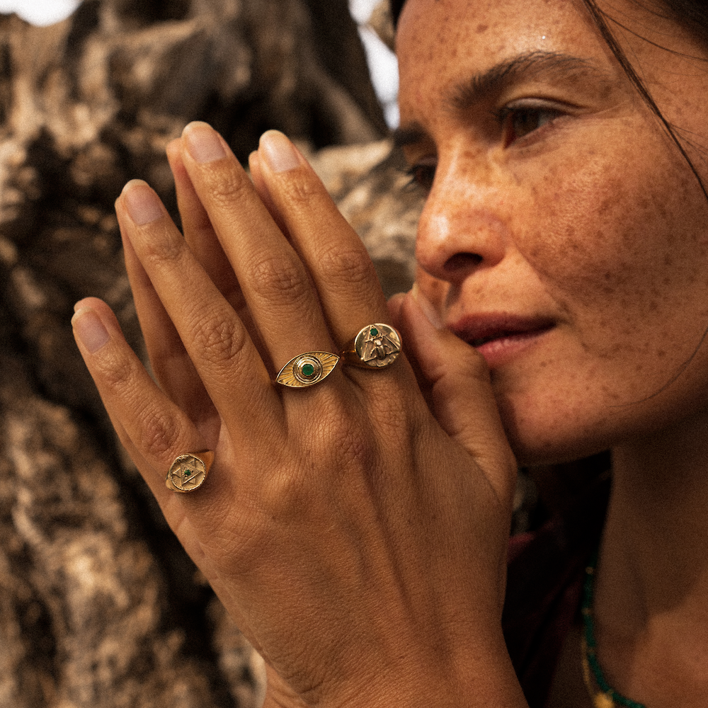 Rays Of Light Ring with Emerald Stone Solid Gold