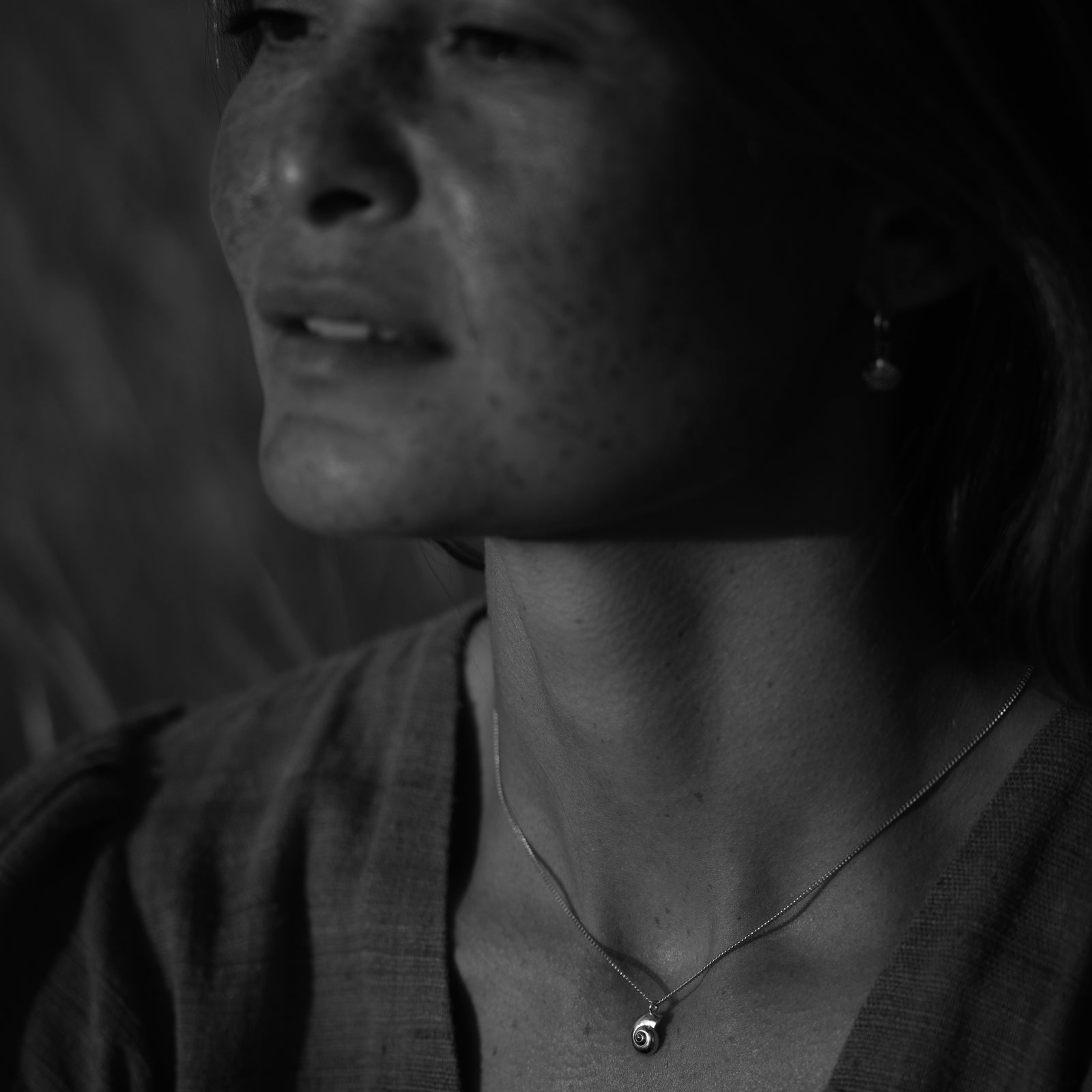 Inanna Spiral Mini Necklace Silver