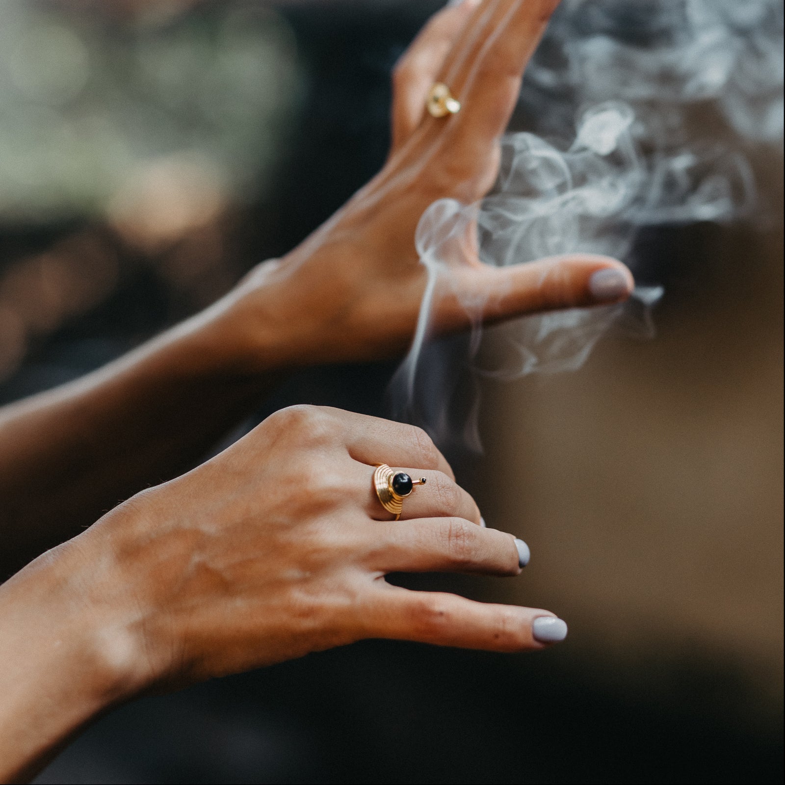 Interstellar Ring Black Onyx Gold