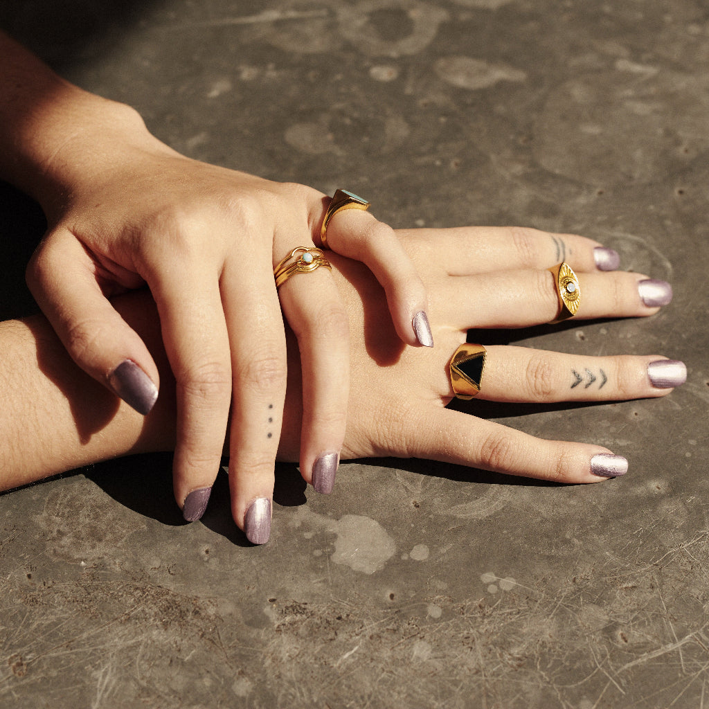 Pythagorus Onyx Ring Solid Gold