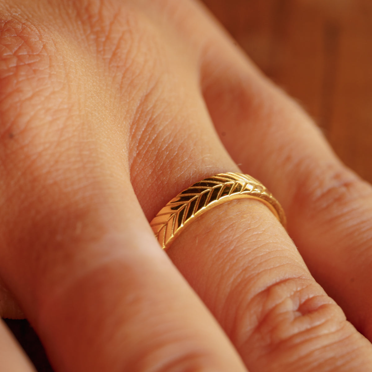 Chevron Ring Solid Gold