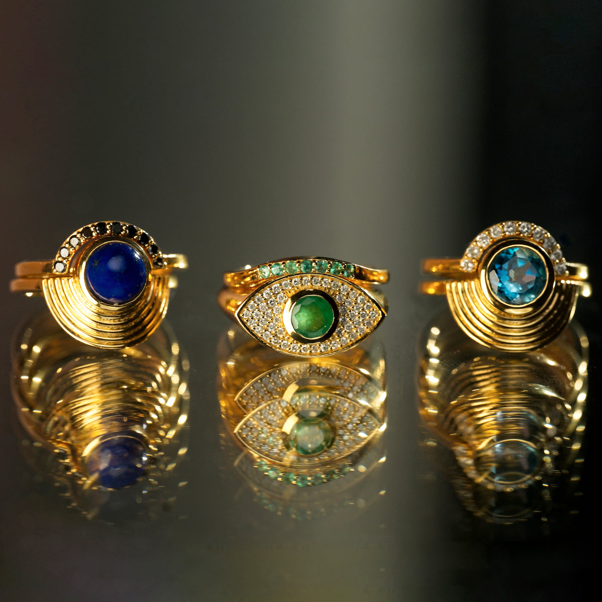 Rays of Light Fine Ring Emerald Solid Gold