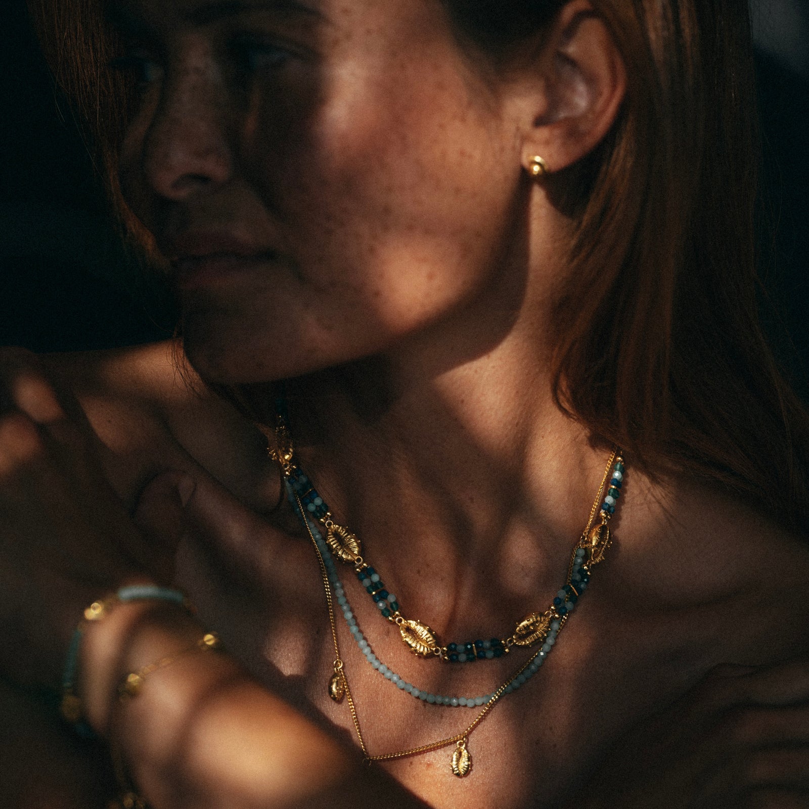 Aphrodite Ocean Choker Necklace Gold