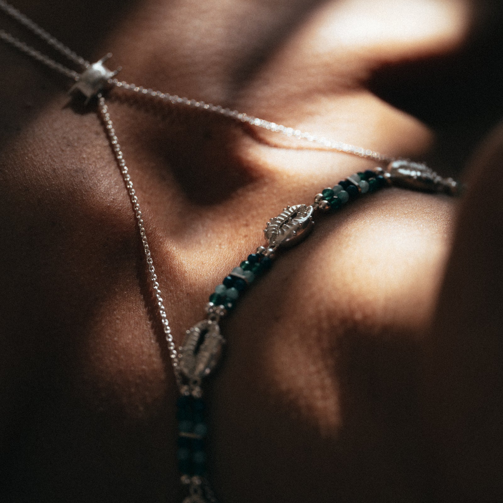 Aphrodite Ocean Choker Necklace Silver