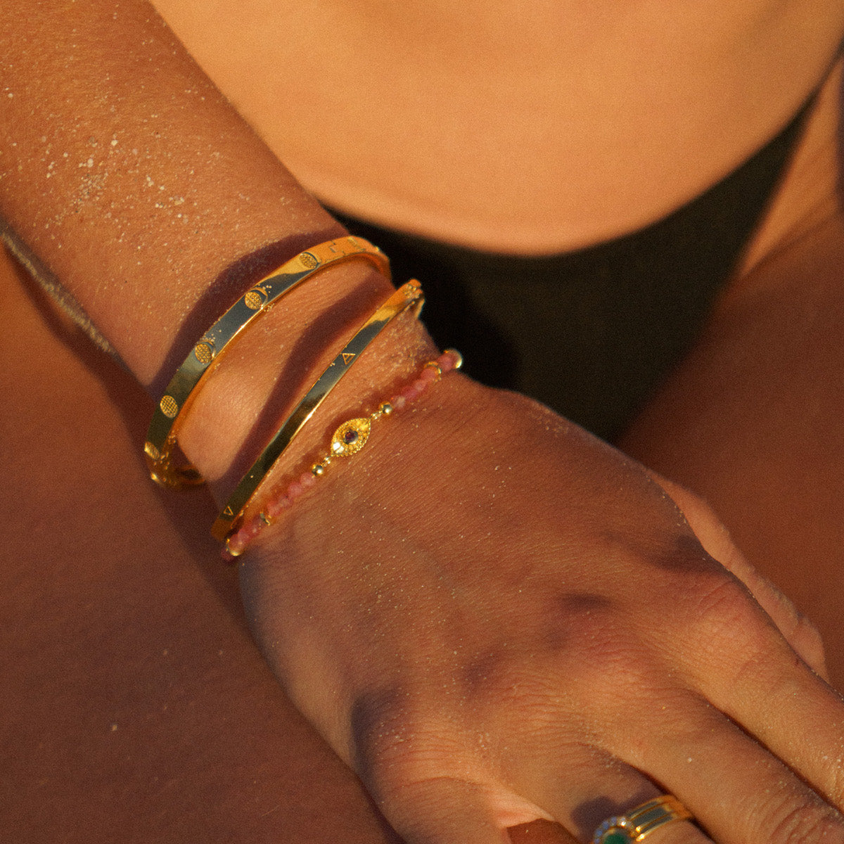 Moon Phases Bangle Gold