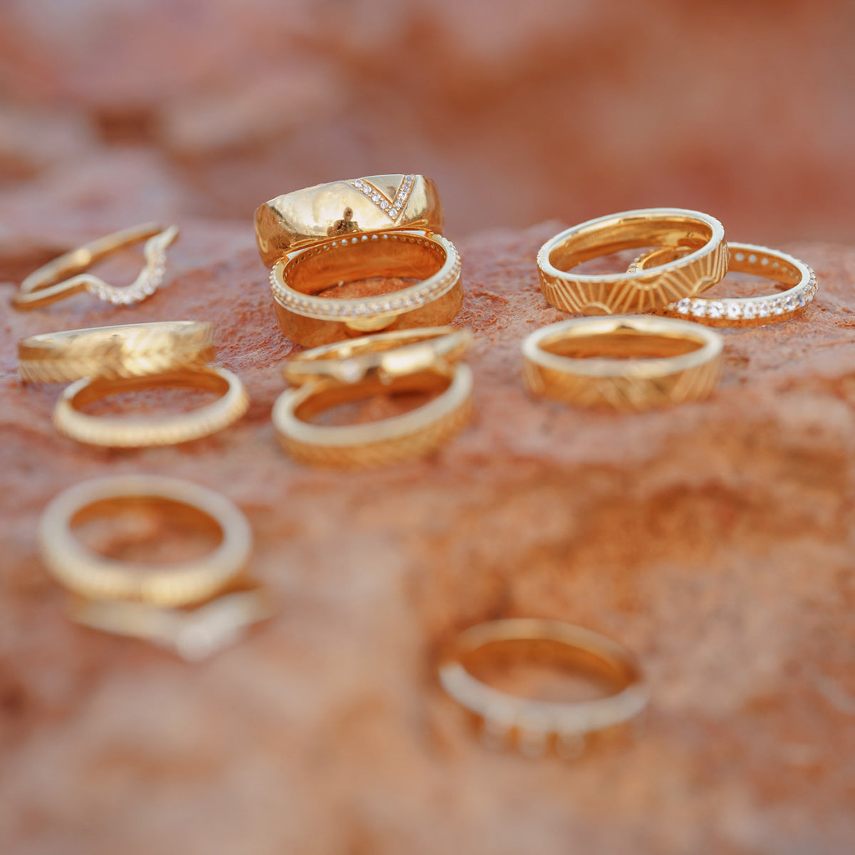 Zenith Wide Ring Solid Gold