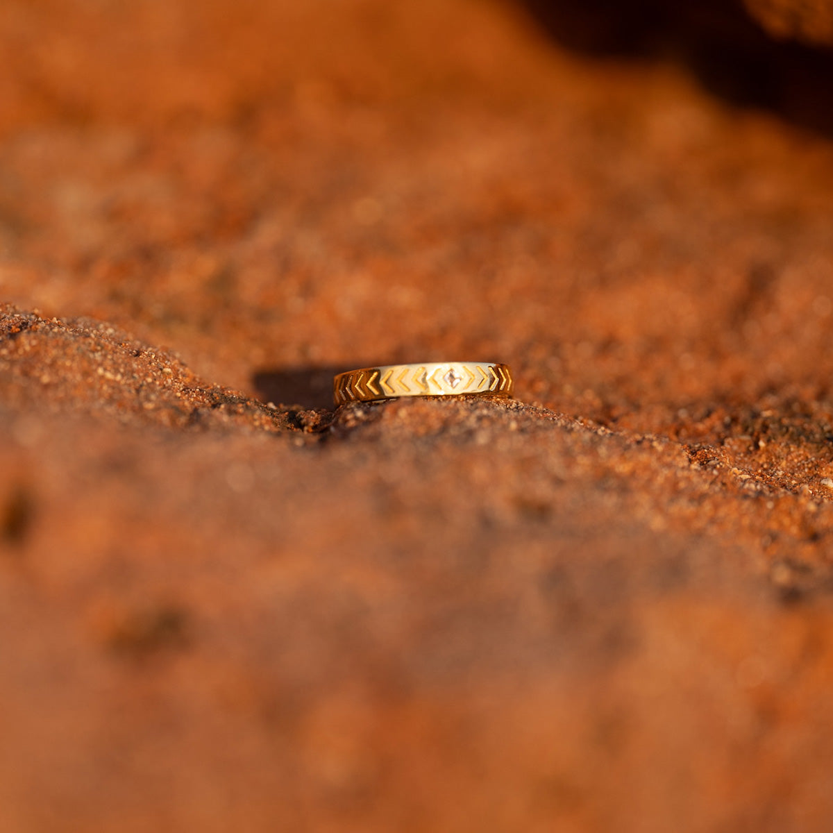 Union Ring Solid Gold