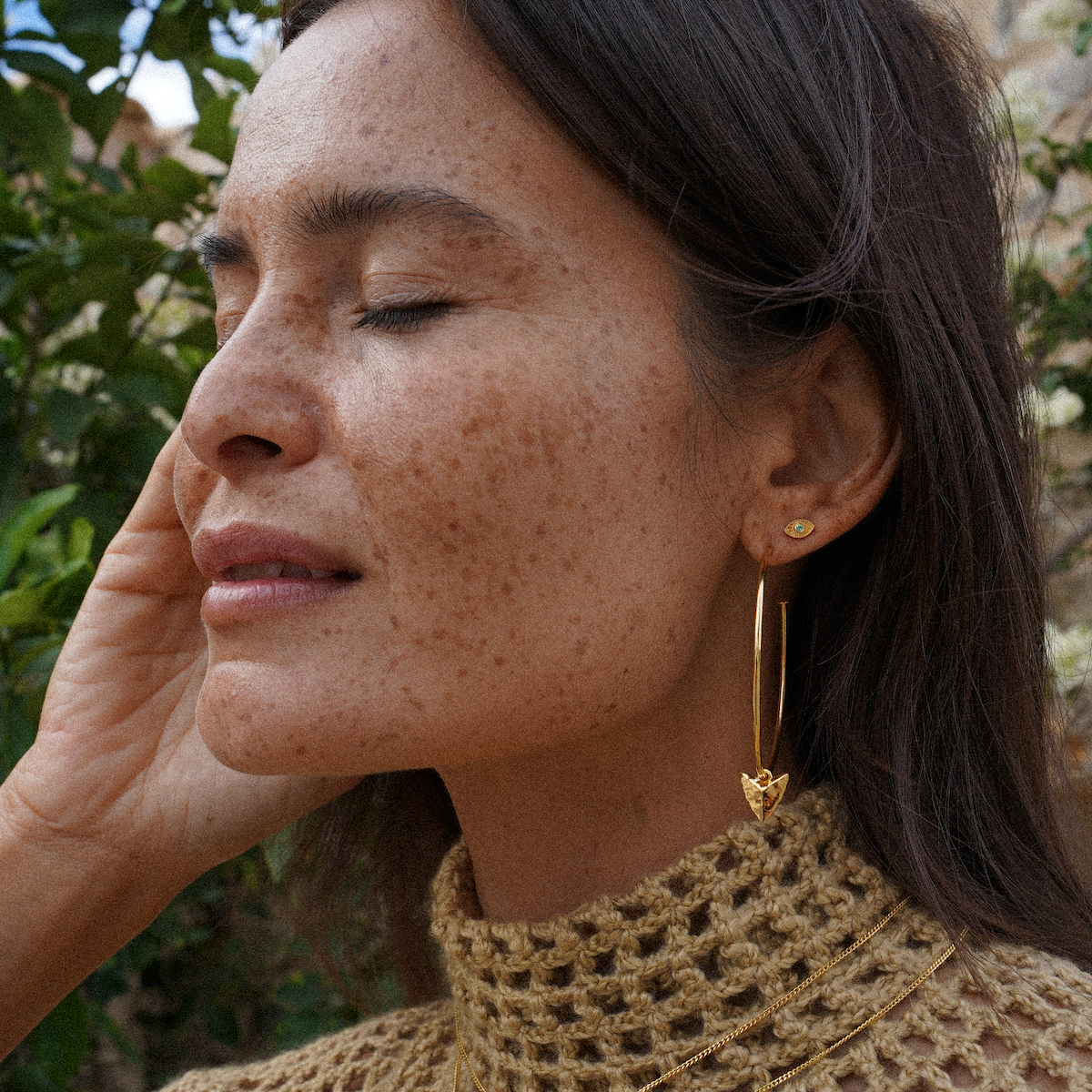 Modern Primitive Large Hoops Gold