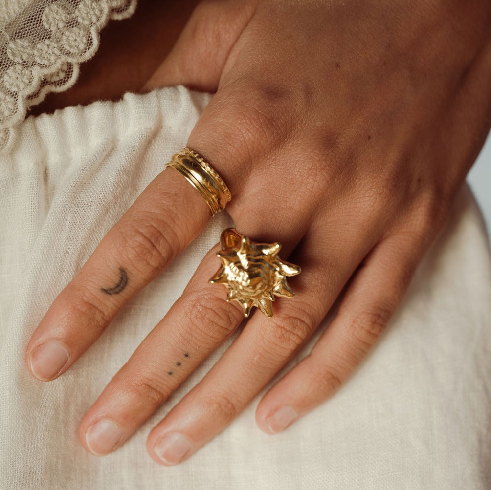 Galatea Wide Band Ring Solid Gold