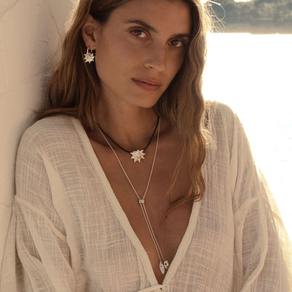 Queen Conch Cord Necklace Silver