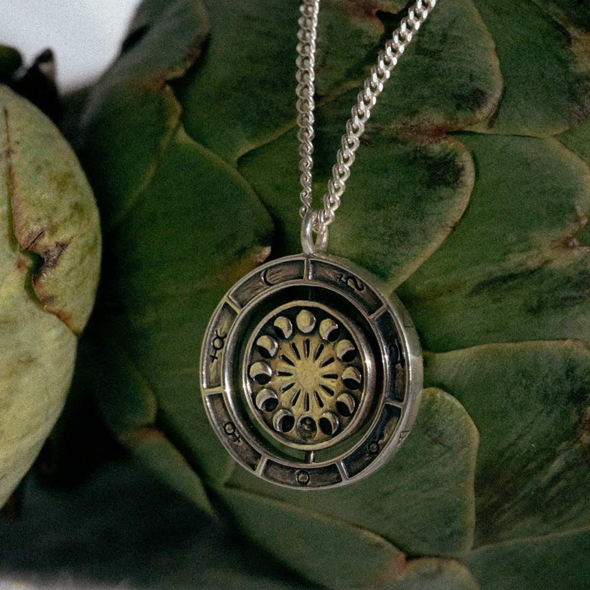 Alchemist's Mini Spinning Necklace Silver