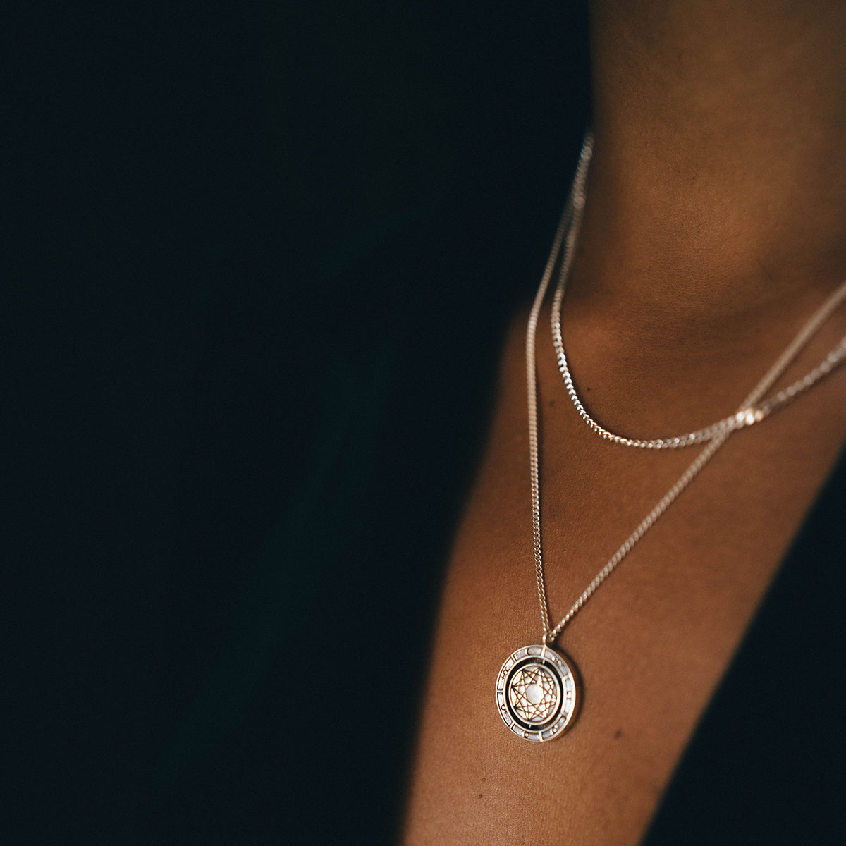 Alchemist's Mini Spinning Necklace Silver