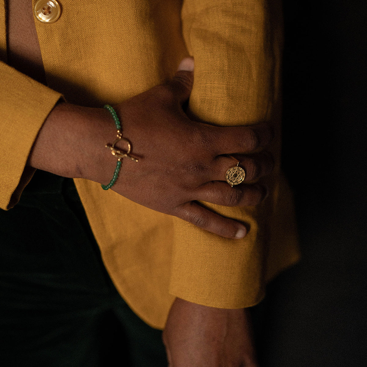 Alchemist's Spinning Ring with Black Sapphires Solid Gold