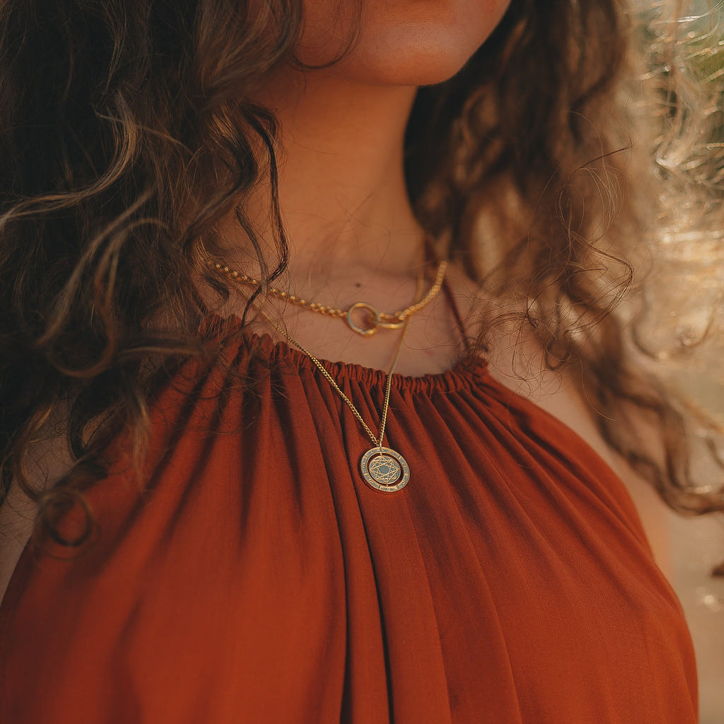 Alchemist's Mini Spinning Necklace Solid Gold