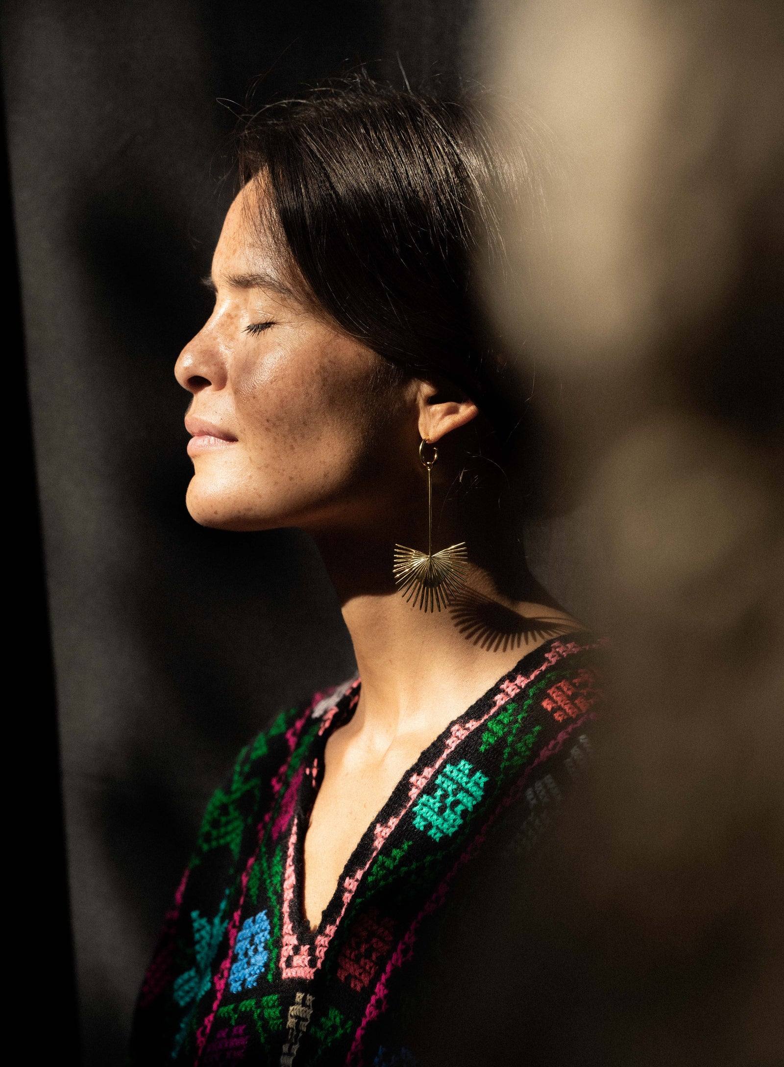 GiftGuide-TheSunSeeker-Laura-IshtarEarrings_cropped