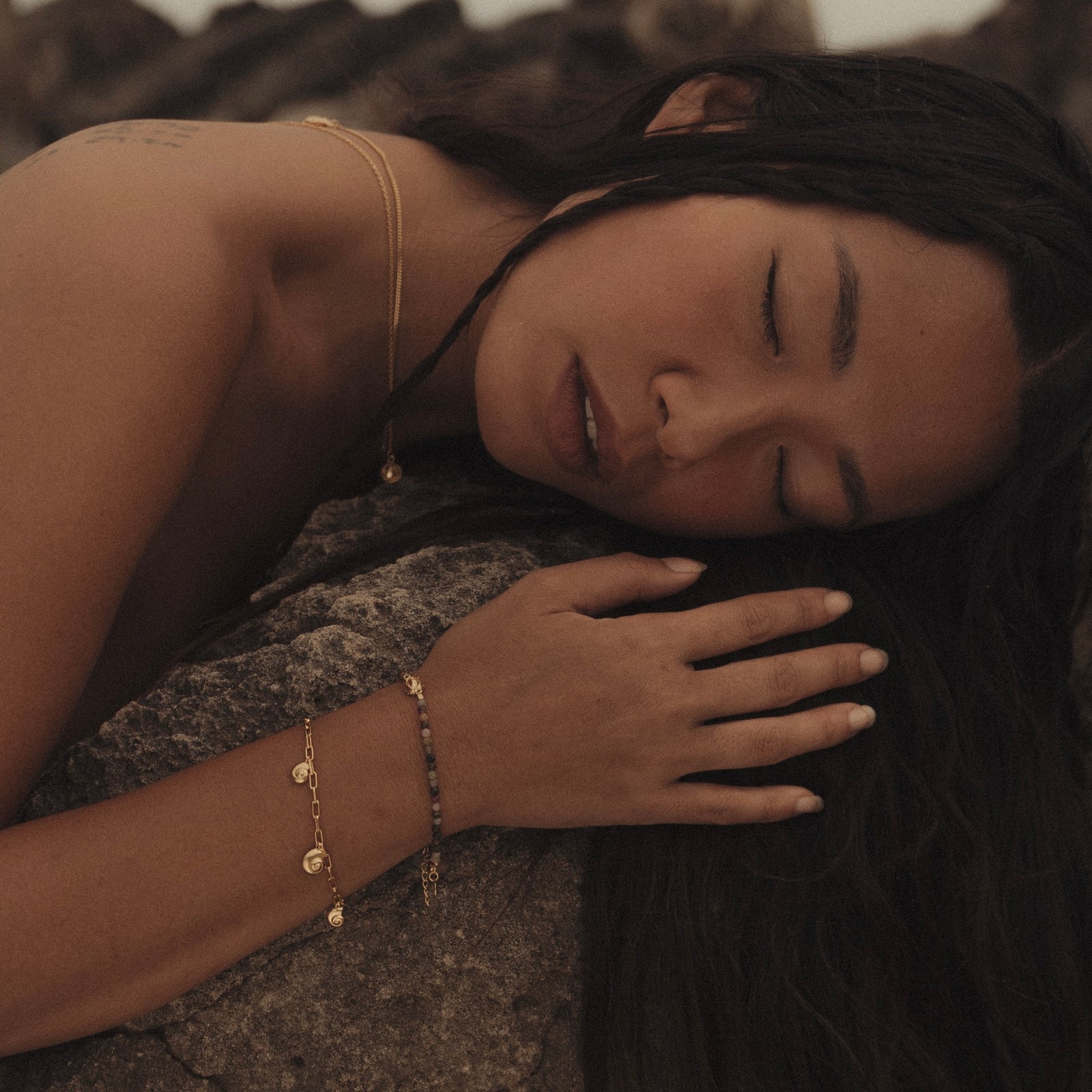 Inanna Spiral Charm Bracelet Gold