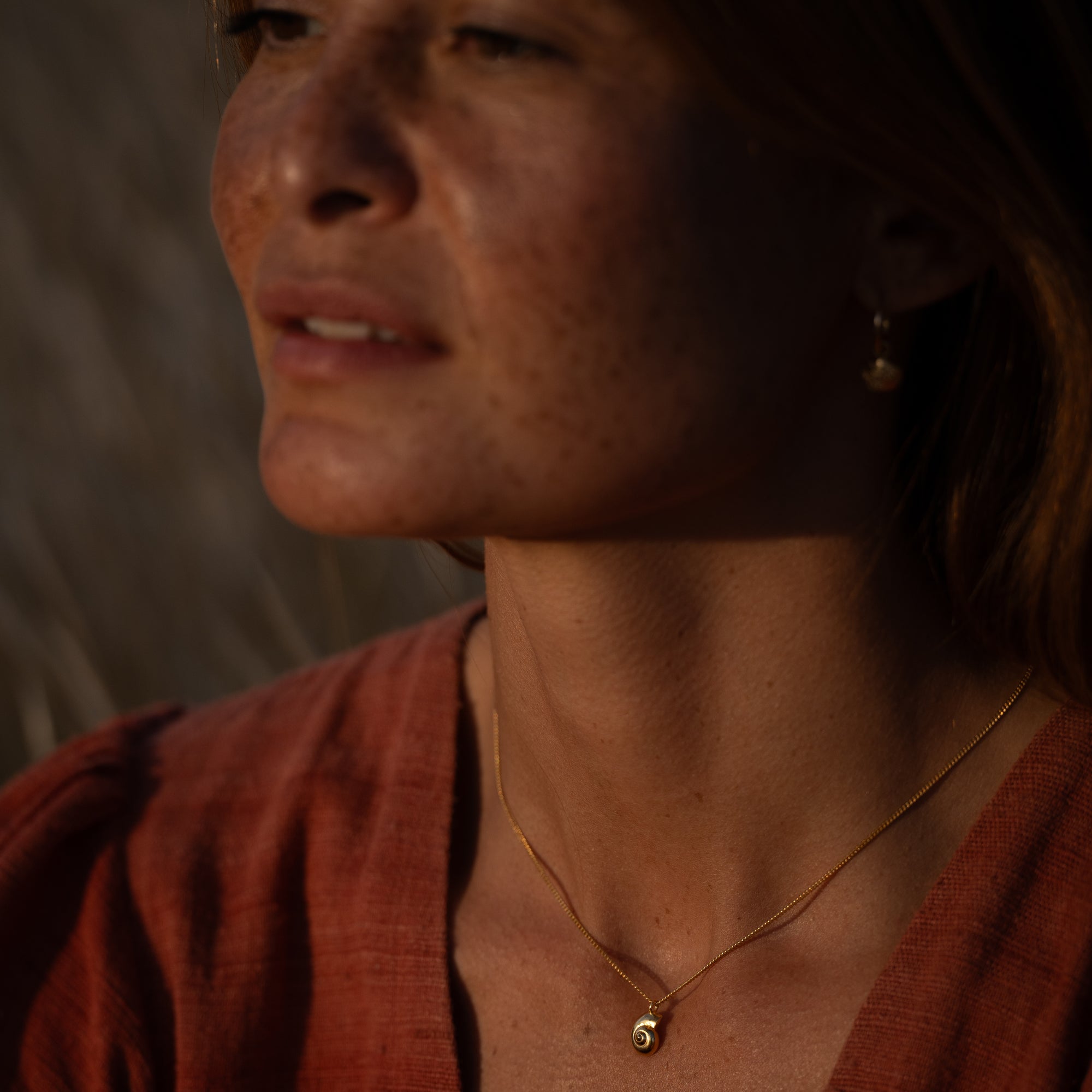 Inanna Spiral Mini Necklace Solid Gold