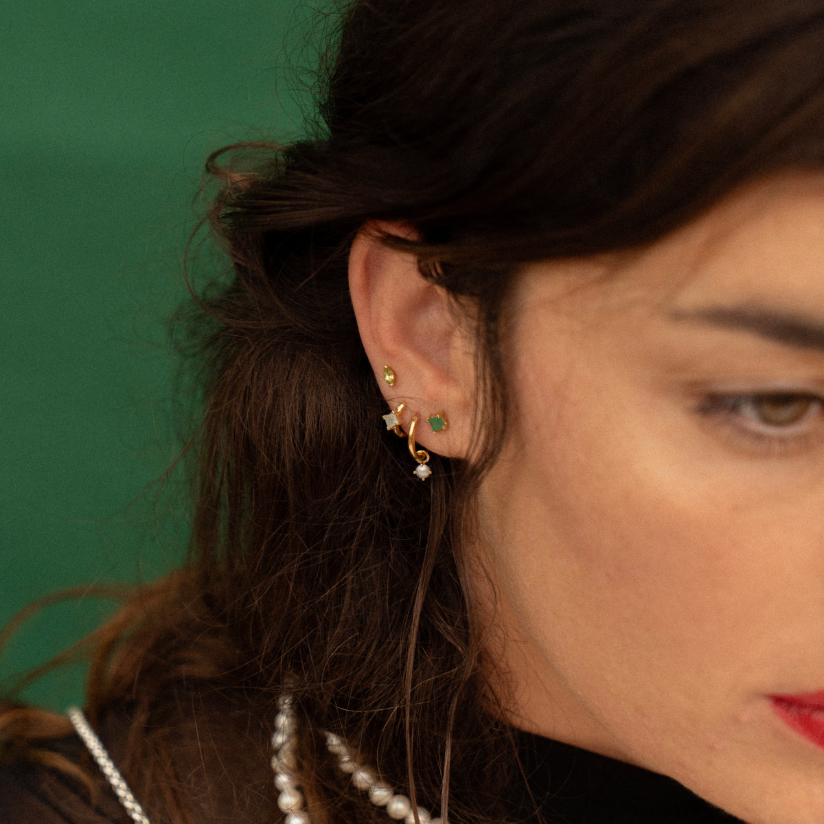 Birthstone Square Piercing Huggie Solid Gold