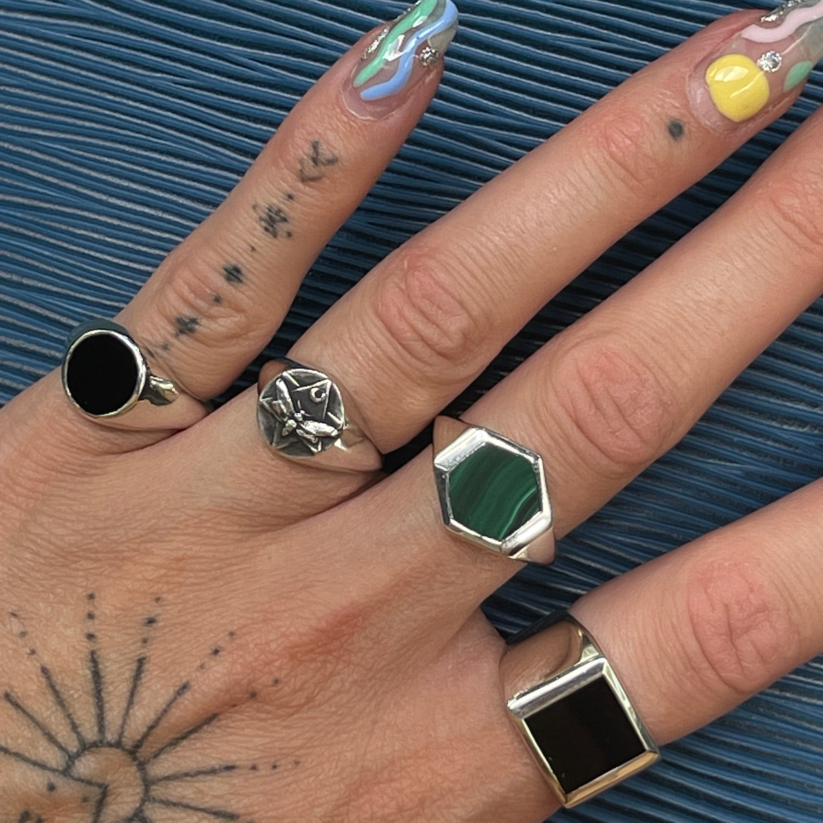 Plato Onyx Ring Silver