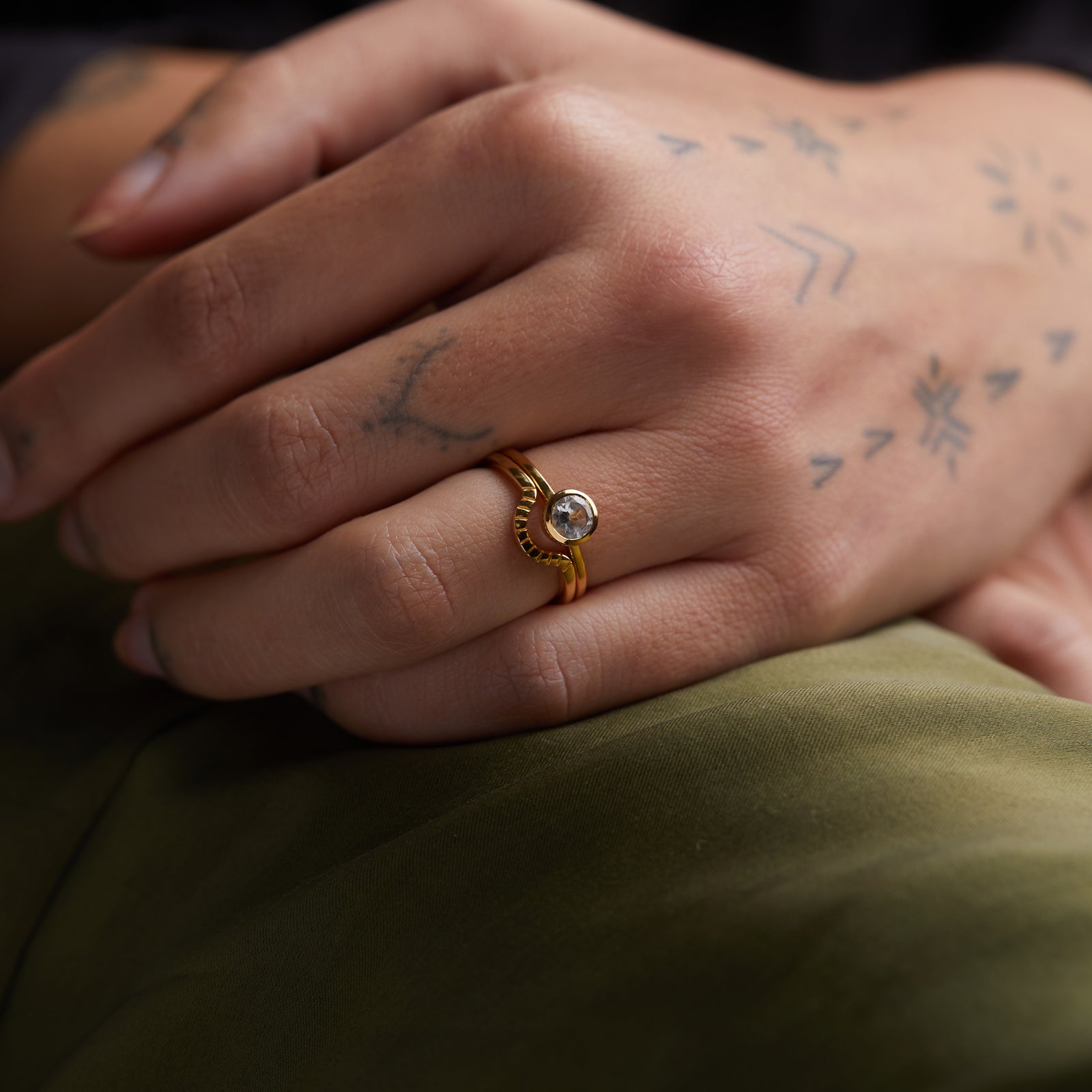 Mountain Engraved & Solitaire Stack Solid Gold