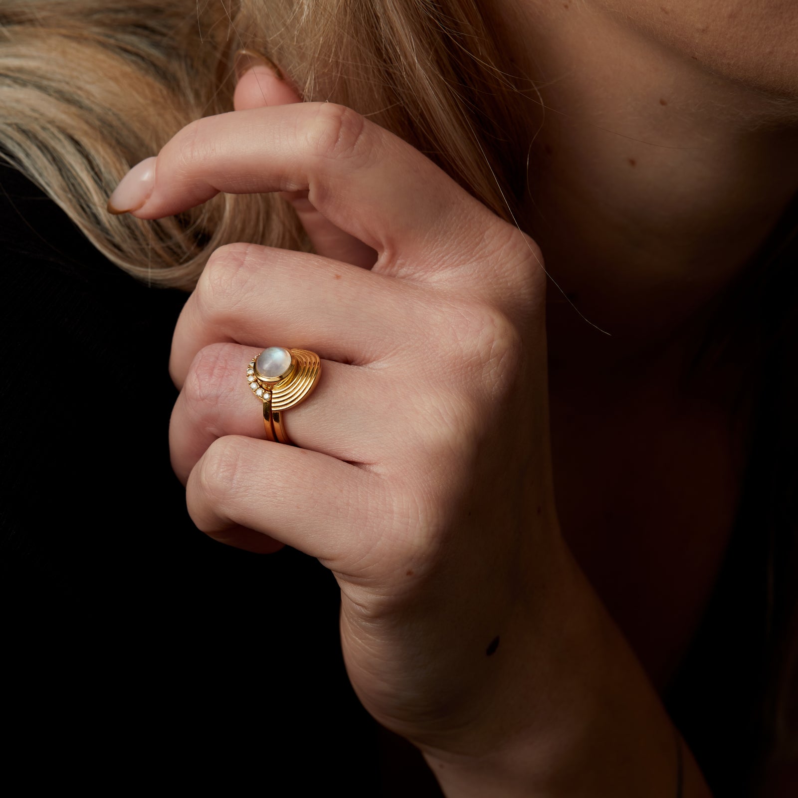 Interstellar Fine Stack Moonstone and Amethyst Solid Gold