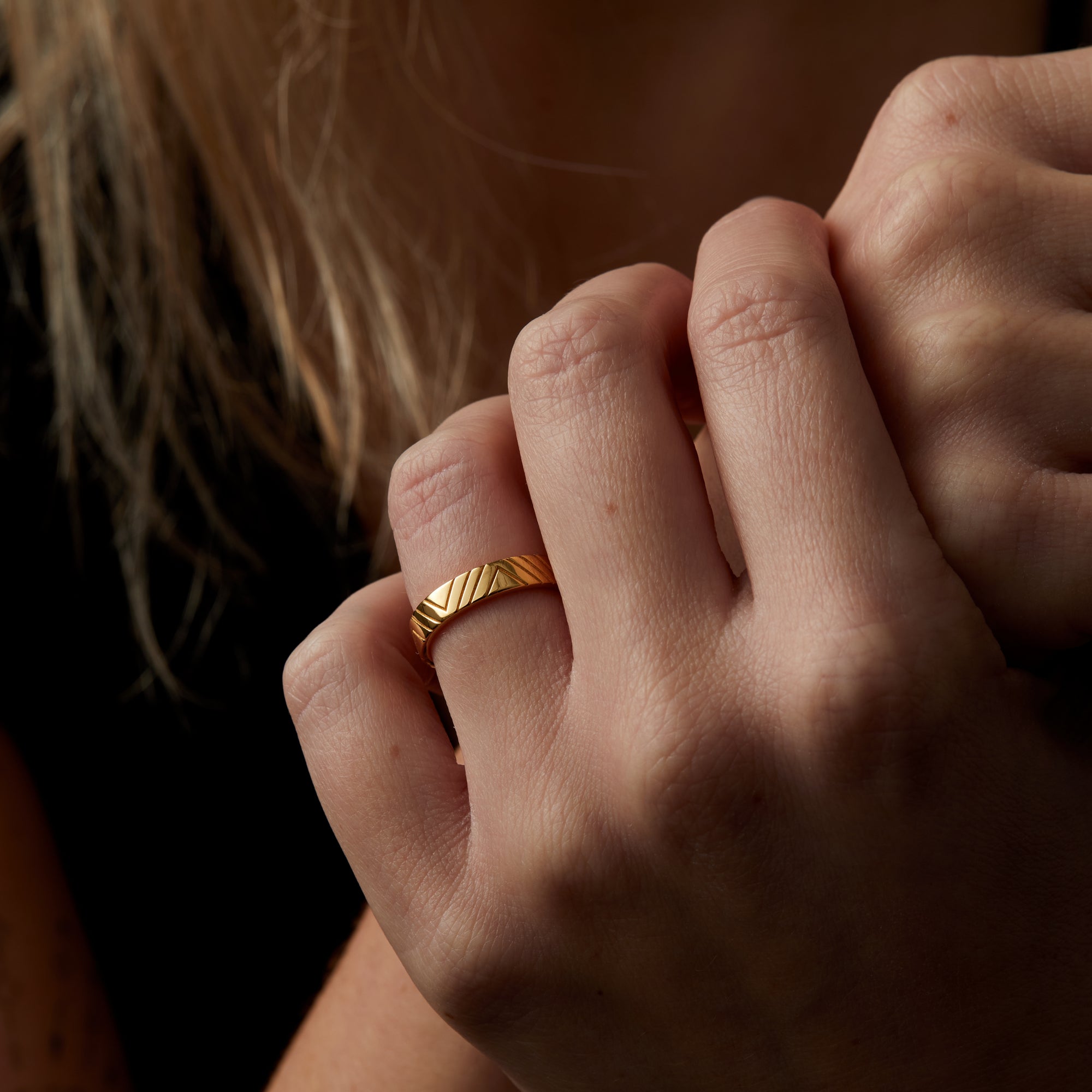 Geo Ring Solid Gold