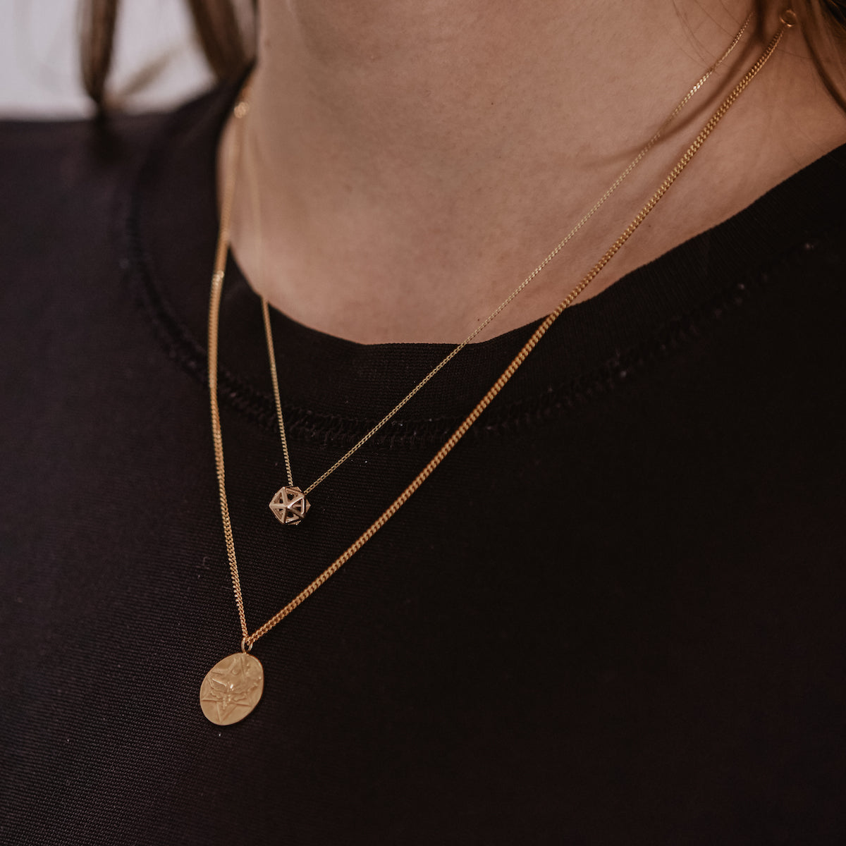 Icosa Mini Necklace Solid Gold