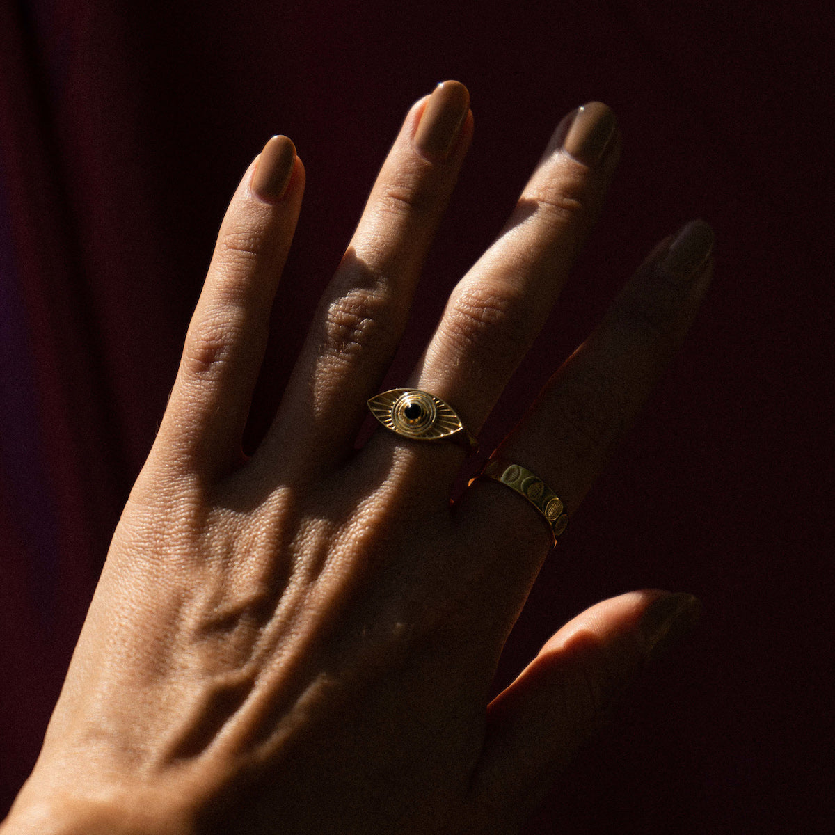 Rays Of Light Ring Gold - Black Onyx