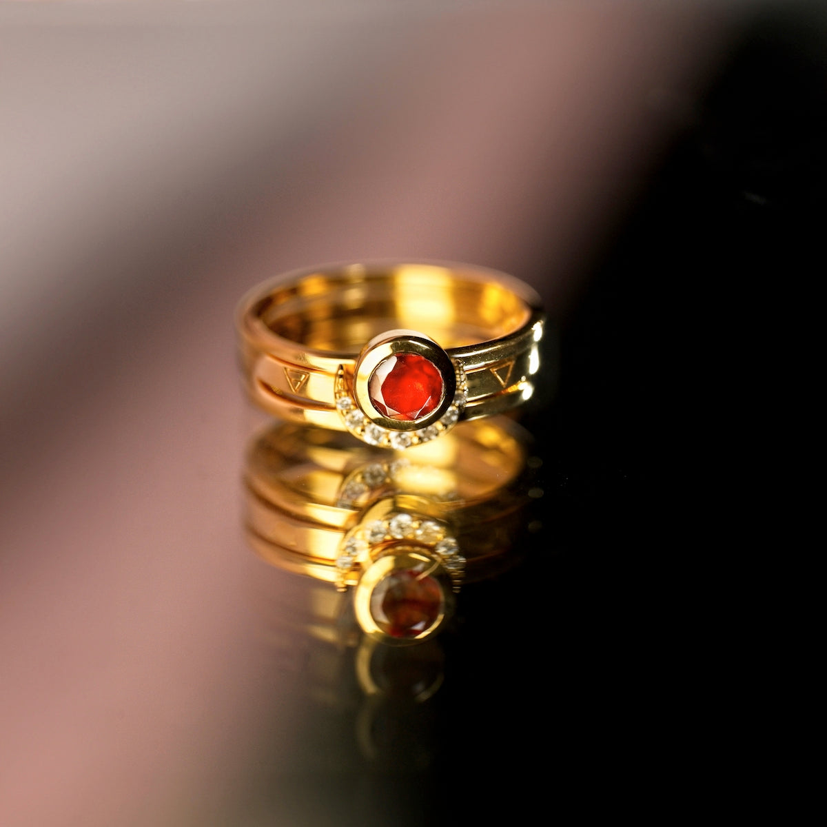 Eclipse Fine Stack Garnet Solid Gold