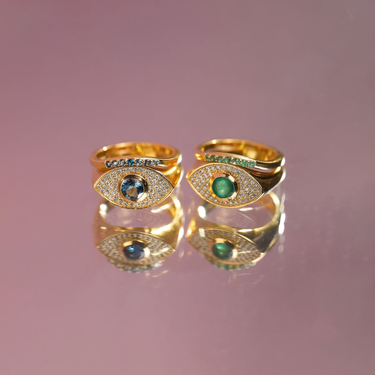 Rays of Light Fine Ring Emerald Solid Gold