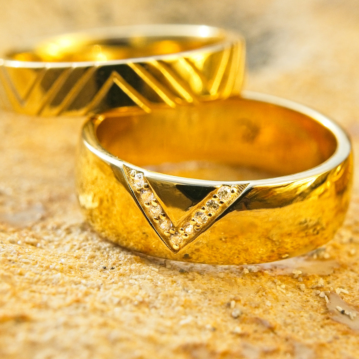 Zenith Wide Ring Solid Gold