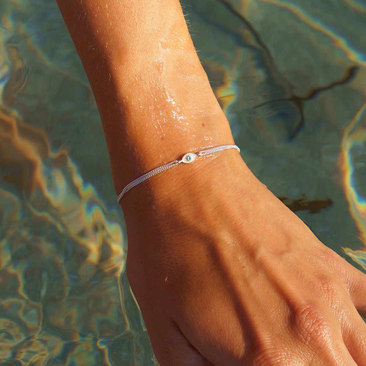 Rays of Light Mini Necklace and Mini Bracelet Emerald Silver Set