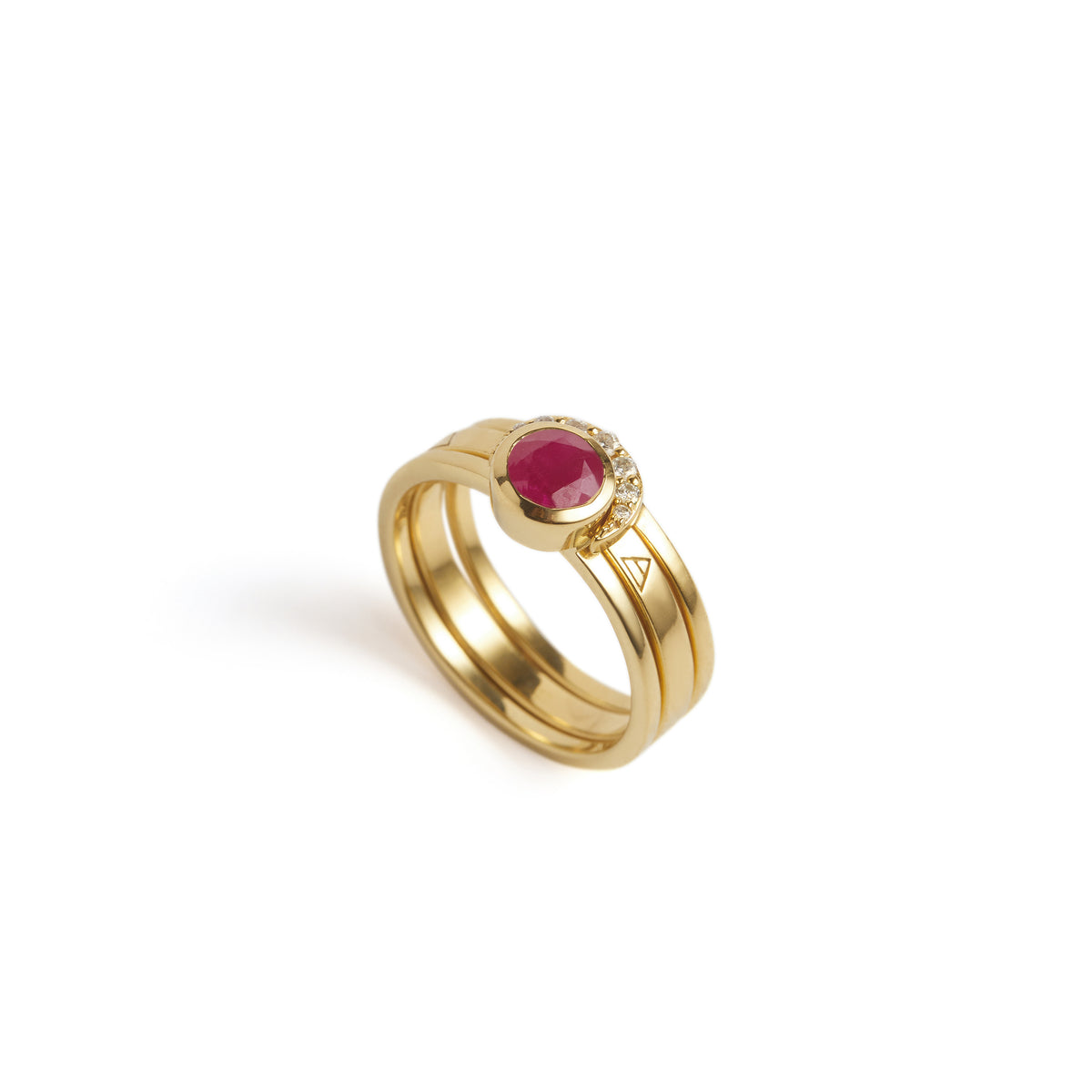 Eclipse Fine Stack Ruby Solid Gold
