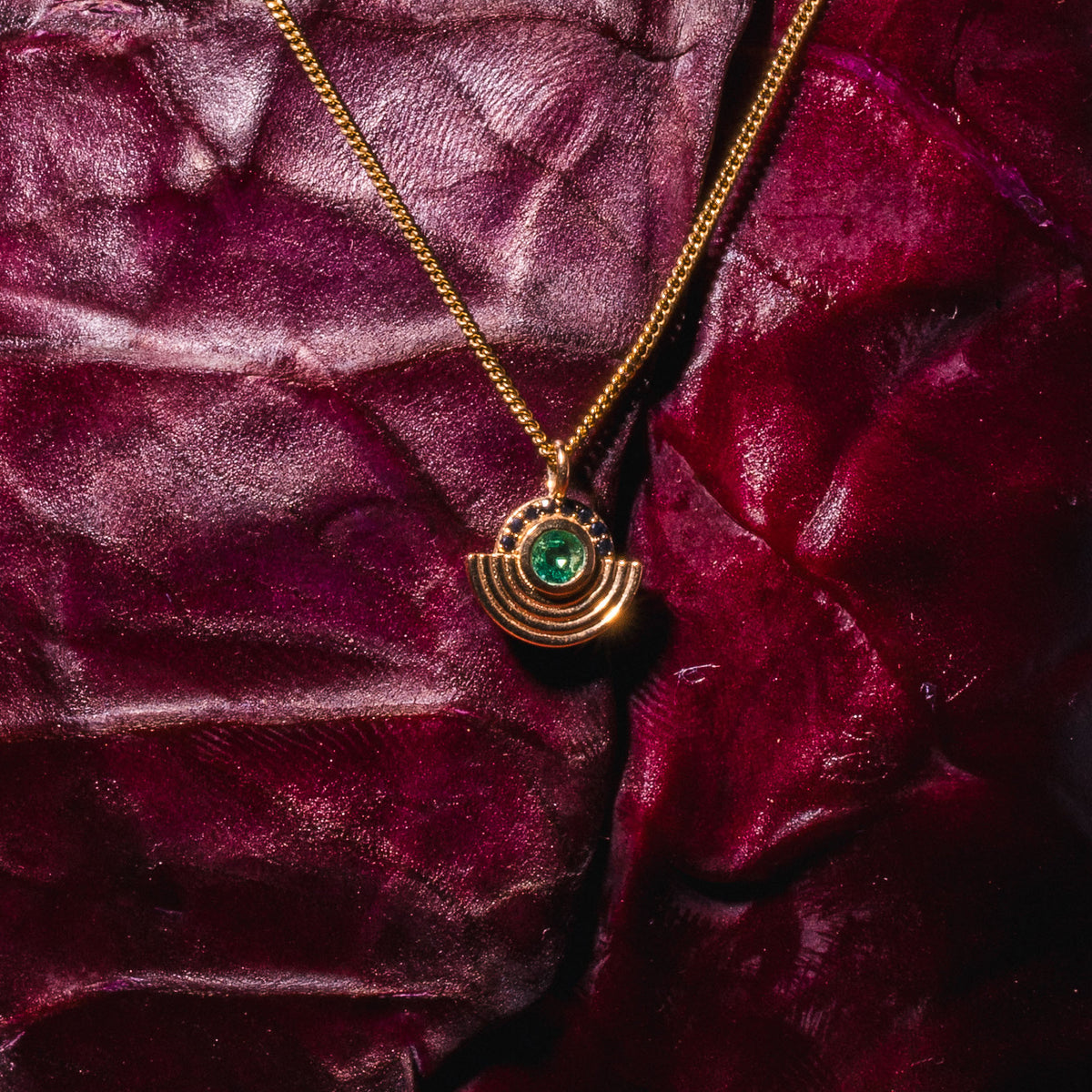 Interstellar Necklace Emerald and Black Sapphire Solid Gold