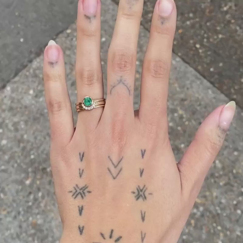 Eclipse Fine Stack Emerald Solid Gold