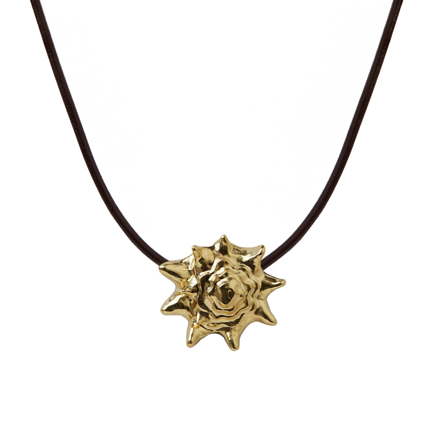 Queen Conch Cord Necklace Gold