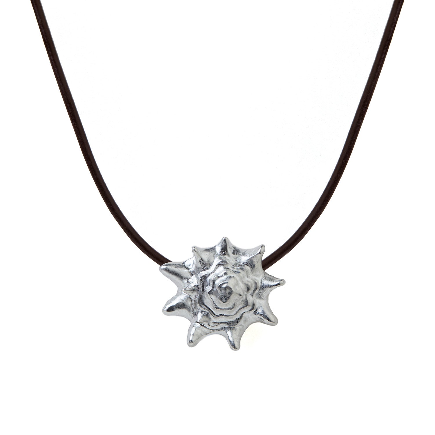 Queen Conch Cord Necklace Silver