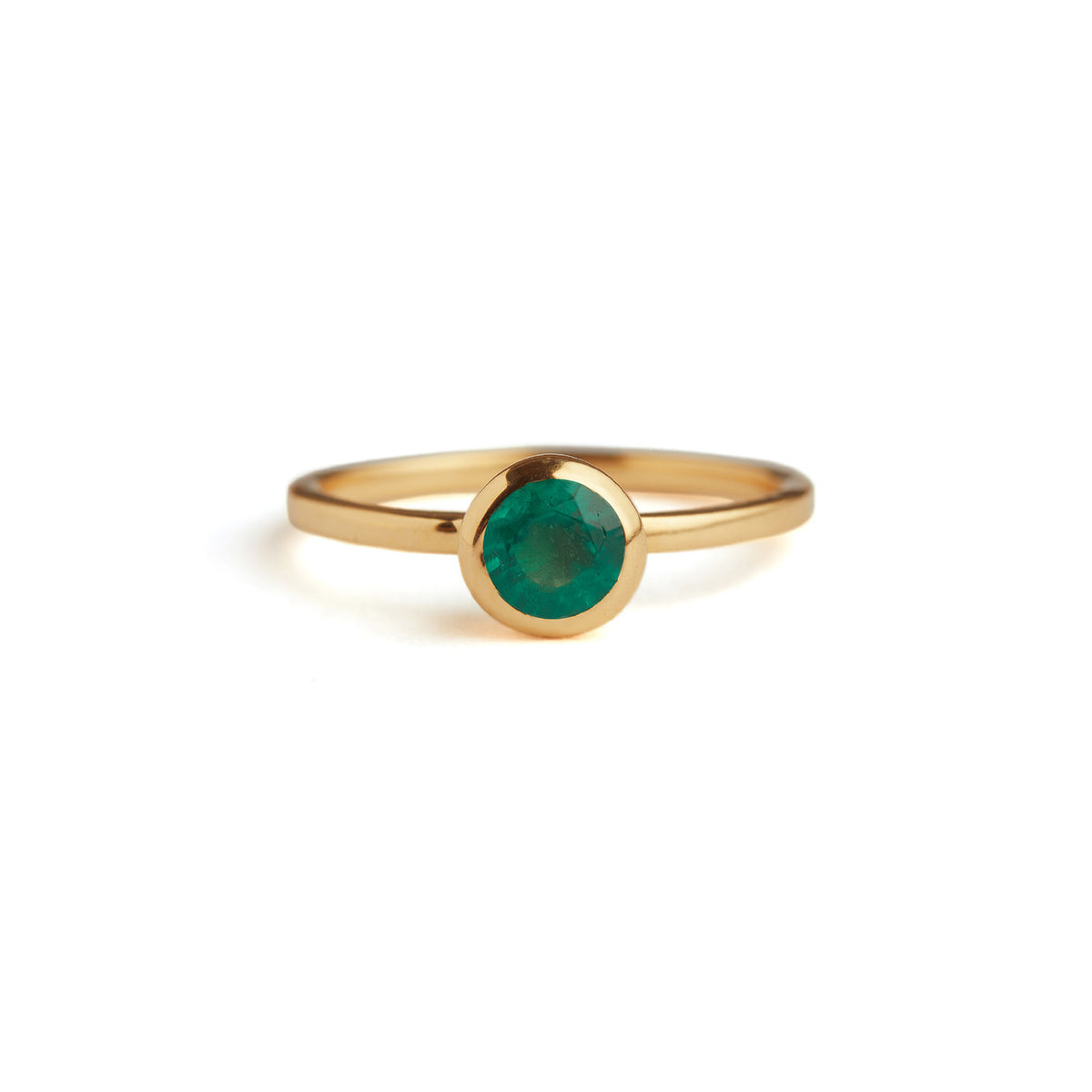 Solitaire Ring Solid Gold