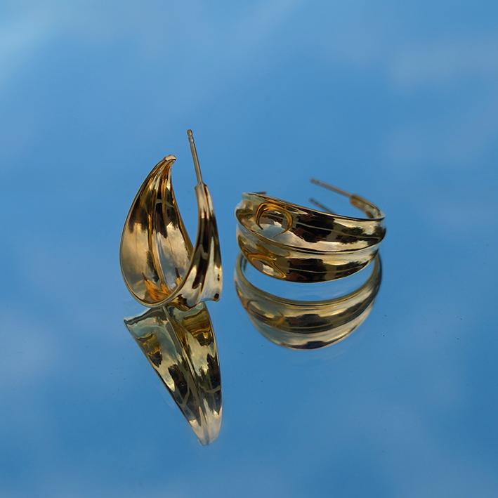 Athena Hoop Earrings Solid Gold