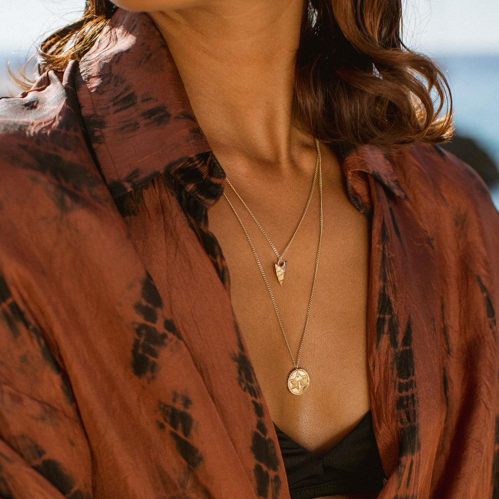 Modern Primitive Mini Necklace with Emeralds Solid Gold