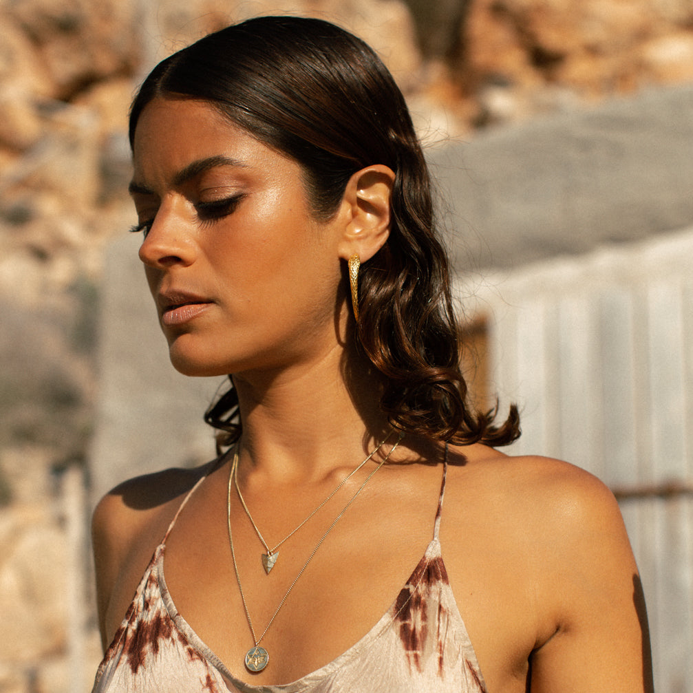 Modern Primitive Mini Necklace Gold