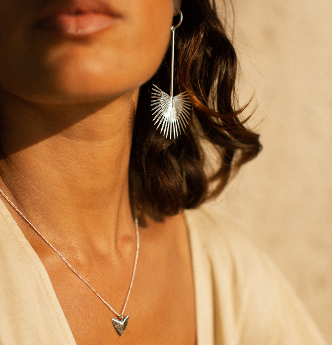 Modern Primitive Mini Necklace Silver