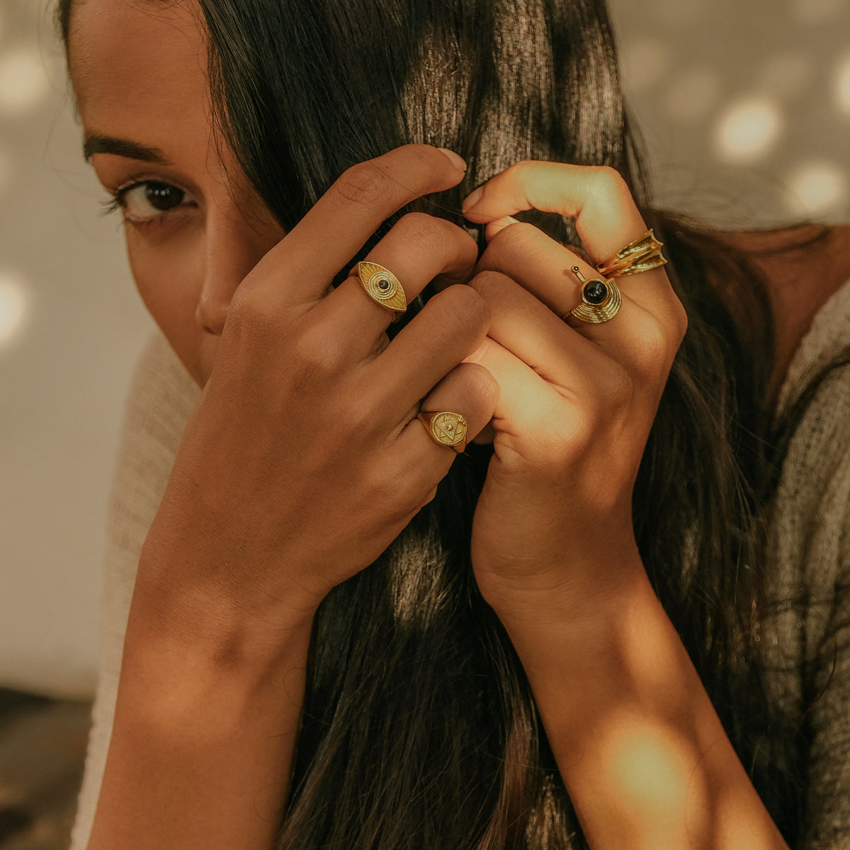 Athena Ring Solid Gold