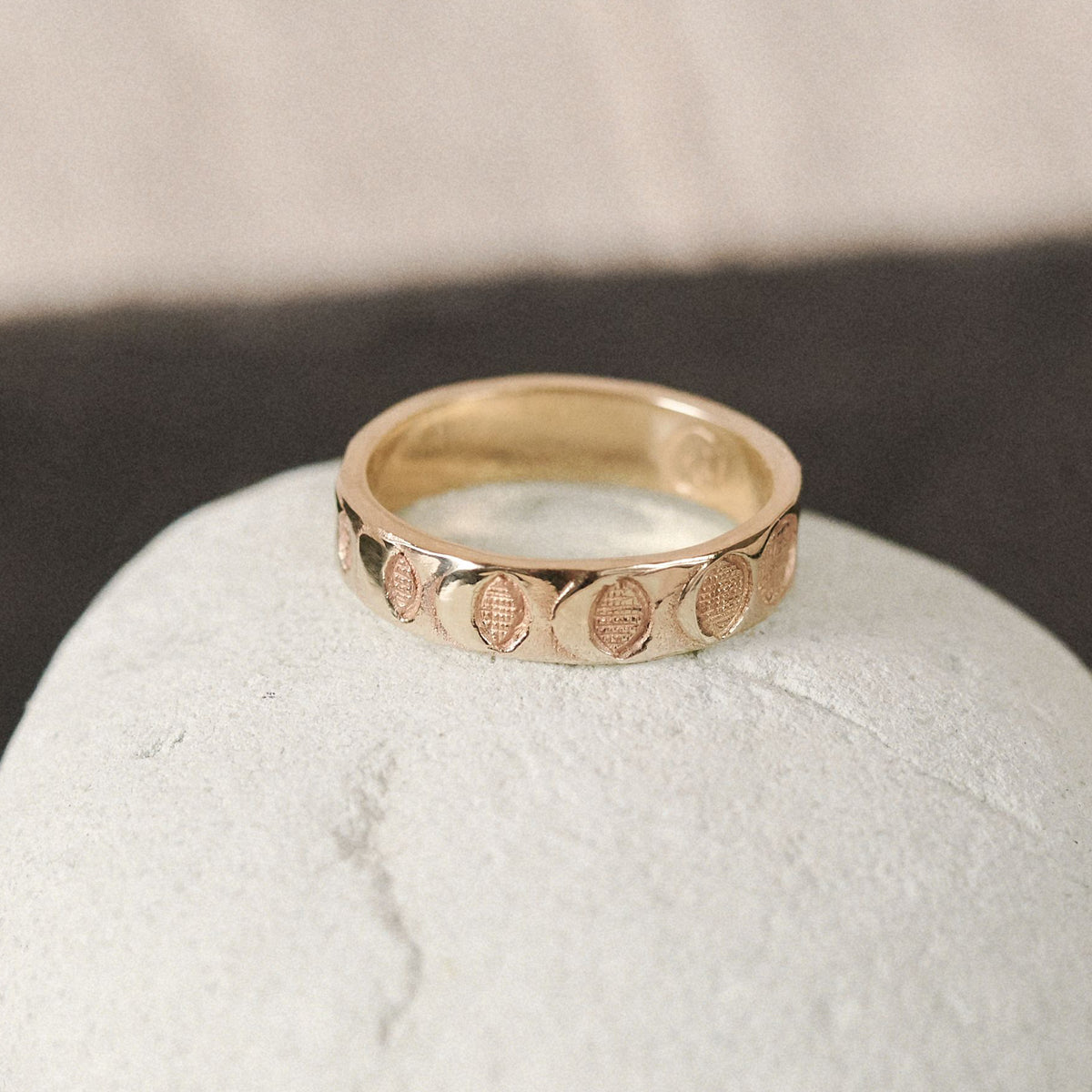 Moon Phases Band Ring Solid Gold