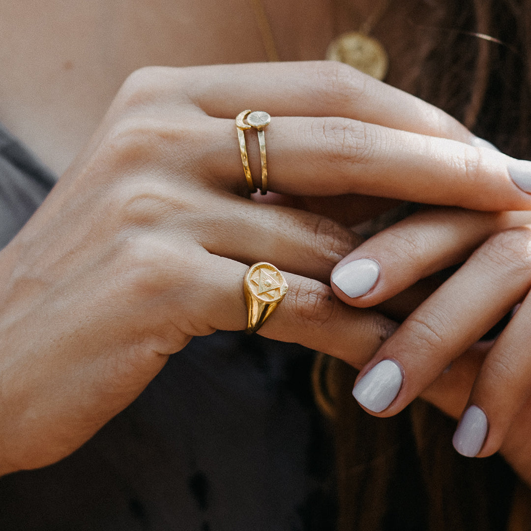 Ouroboros Signet Ring Gold