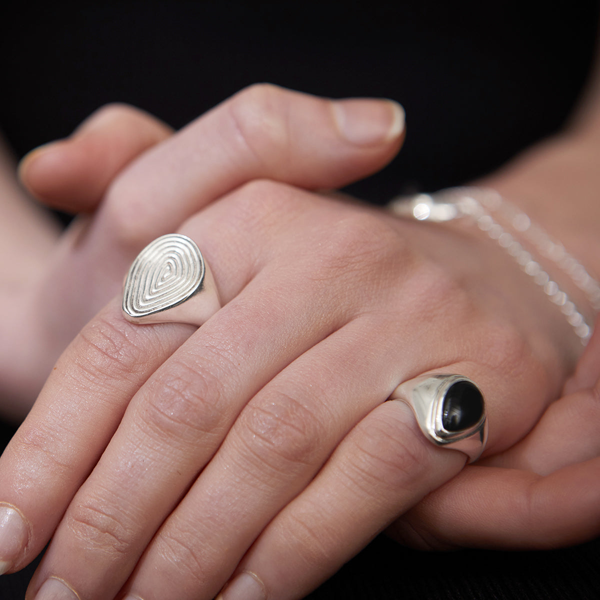 Apollo Pinky Ring Gold - Black Onyx