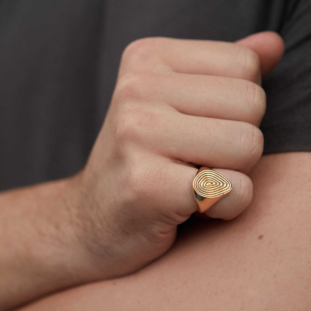 Spiral Signet Ring Gold